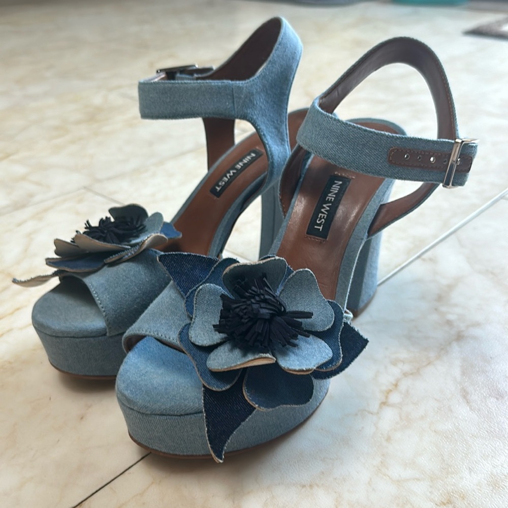 90s/Y2K inspired floral block heels